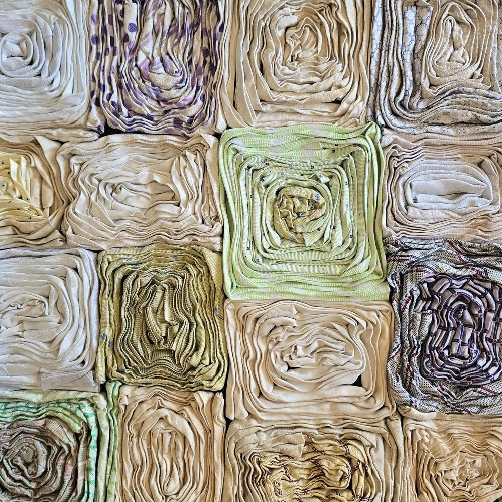 Vintage‎ Dreamweavers Handmade Silk Tie Pillow Cover with Hand-Rolled Roses